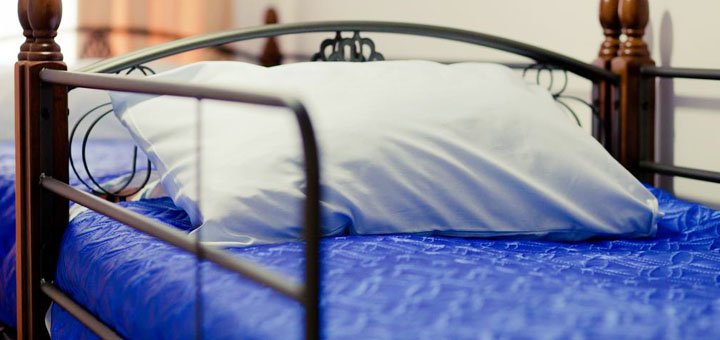 A place in an 8-bed room at the Gar'is Hostel in Kiev. Book by promotion