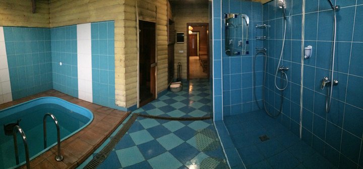 Bath at the Anita Hotel in Uzhgorod. Book by promotion