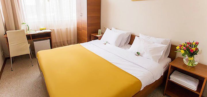 Kapu$ta Hotel