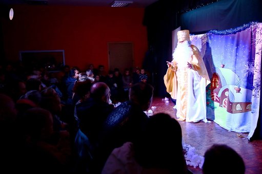 Виїзний дитячий театр «Zolotoy Klyuchik» у Києві. Замовляйте виставу з акції.