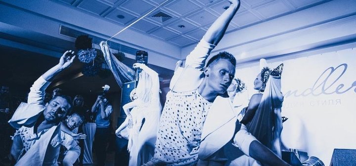 Студія танців «Престиж Студіо» у Києві. Записуйтесь на заняття зі знижки.