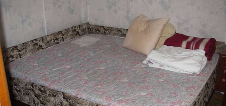 Відпочинок на базі відпочинку «Роздолля» під Києвом. Орендувати будиночок зі знижкою