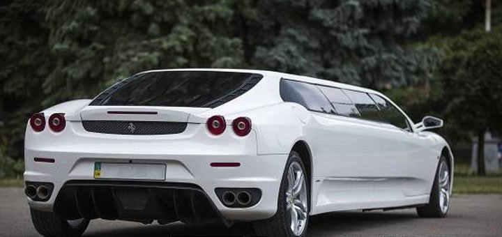 Аренда лимузина Ferrari в компании «Limex» в Киеве. Заказывайте лимузин со скидкой.