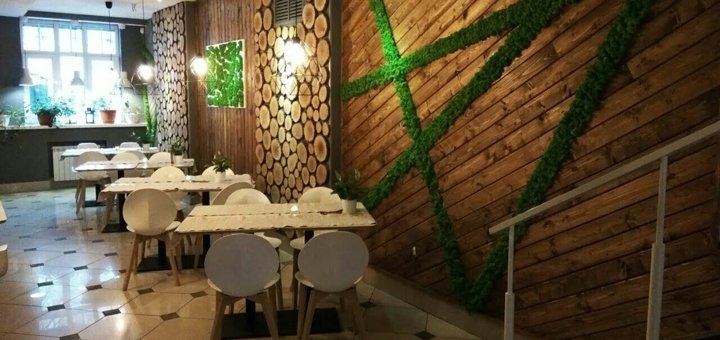 Столики в кафе-ресторане «#БлинСтори» в Киеве. Резервируйте по акции.