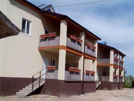 Забронировать номер на базе отдыха «Кипарис» в Кирилловке со скидкой
