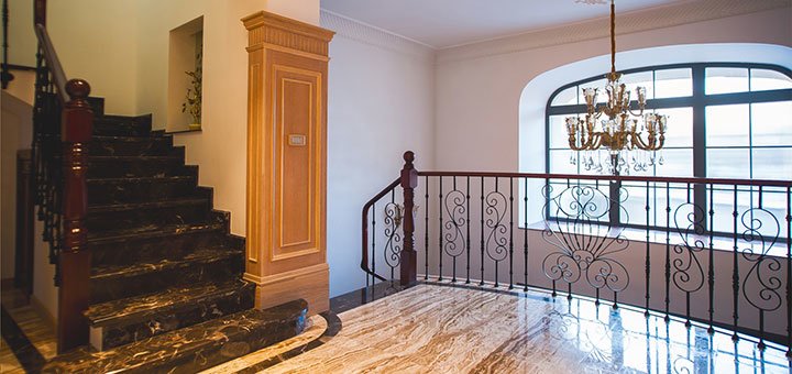 Discounts for rest in the hotel seven seas in odessa22