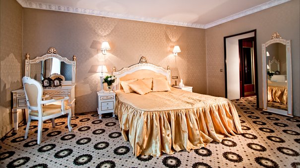 Royal Grand Hotel в Трускавце. Отдыхайте по акции 14