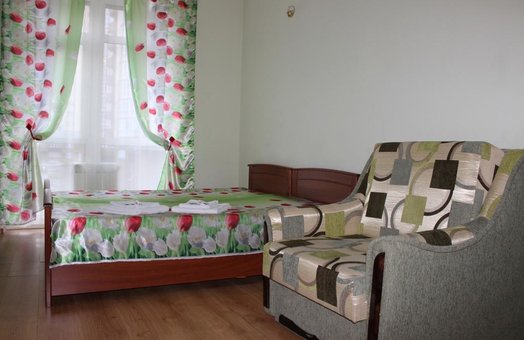 Book a room at vizit holl