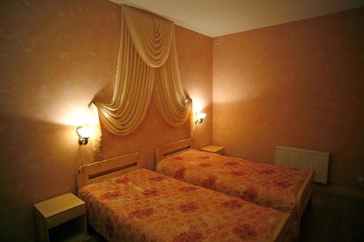 отель в херсоне клуб друзей