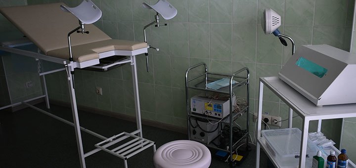 Комплексное обследование у отоларинголога и удаление ушных пробок в центре «VV Clinic»