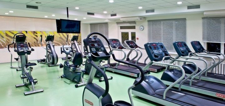 Фитнес-клуб Zebra sport. Посещайте тренировки по акции