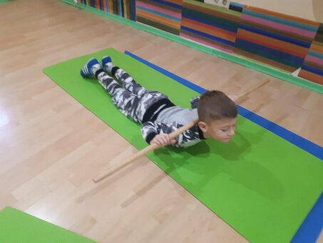 Лікувальна фізкультура для дітей у фітнес-студії Fitness-Well в Одесі. Купуйте абонементи за знижкою.