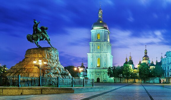 Екскурсійні тури по замках України від тревел-клубу «Супермандри Україною» в Полтаві. Замовляйте за акцією.