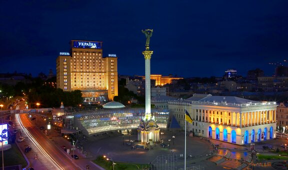 Екскурсія по Києву від клубу «Супермандри Україною» в Полтаві. Замовляйте за знижкою.