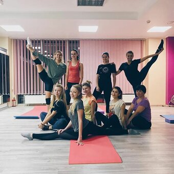Dance classes for adults at the flash dance school in kharkov. sign up with a discount