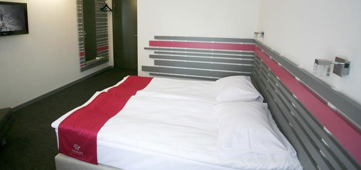 Room at the Amarant Hotel Kiev. Hotel "Amarant" in Kiev. Book a room at a discount. Cheap hotels in Kiev.