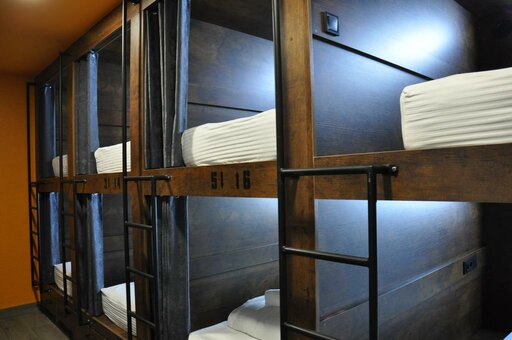 Скидки ххостел «Full House Hotel & Capsule Hostel, Rivne»