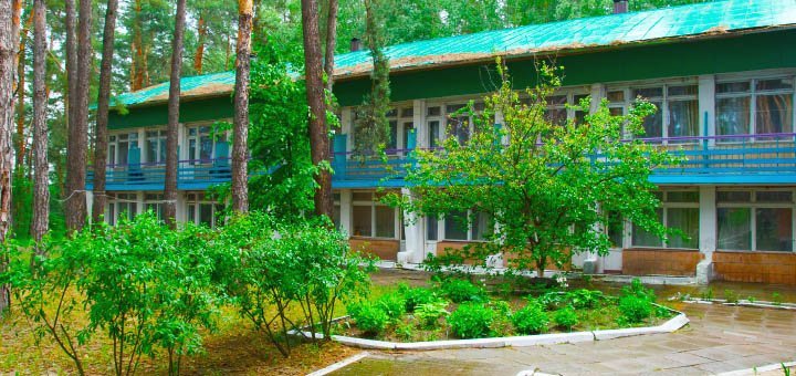 Sanatorium &quot;tokari&quot; near sumy. buy a ticket to the sanatorium at a discount. inexpensive resort of mineral waters.
