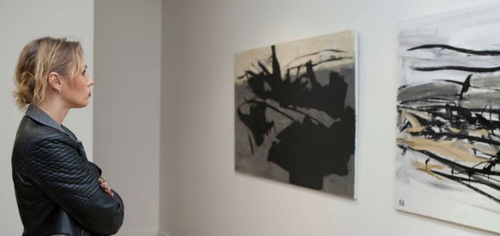 Экспозиция в галерее Voloshyn Gallery в Киеве. Посетите выставку по скидке.
