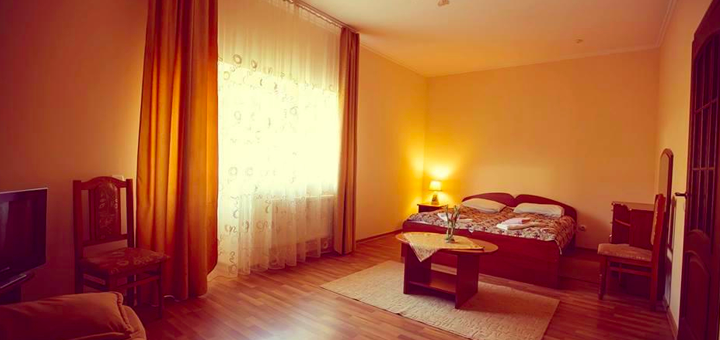 Discounts and promotions for hotel accommodation. Book at a discount4