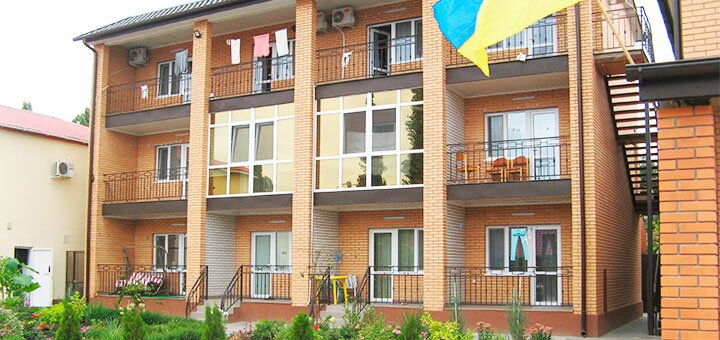 Знижки на відпочинок в готелі галічаночка в залізному порту8