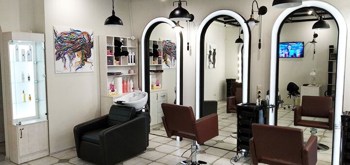 "Gella" - Beauty salon in Kiev. Sign up for a discount. 1