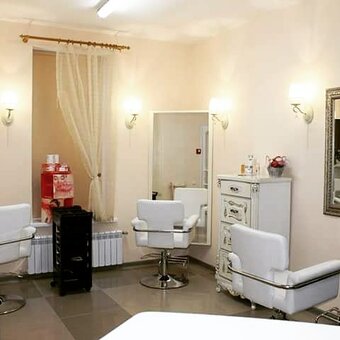 Педикюр в салоне красоты Beauty hall Славянск. Записаться на педикюр по акции