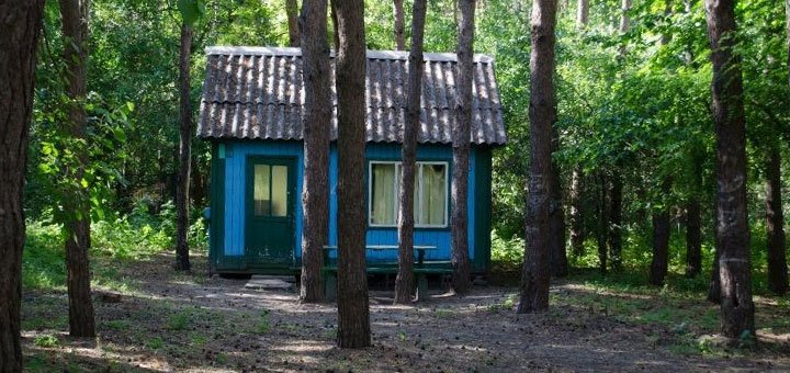 База отдыха «Зоря» в Обуховке. Недорогая база отдыха в Днепре. Недорогой отдых под днепром в Обуховке.