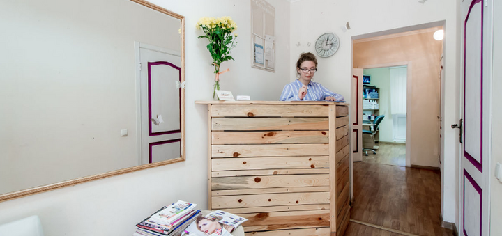 Стрижка и покраска в салоне «Arlen beauty space» в Киеве. Записаться по акции.