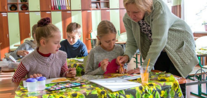 Уроки рисования в средней школе №21 в Днепре.ф