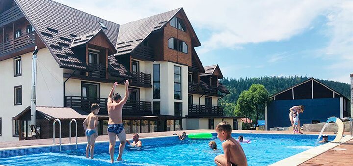 Скидки на отдых в отеле PolyanytSki в Буковеле11