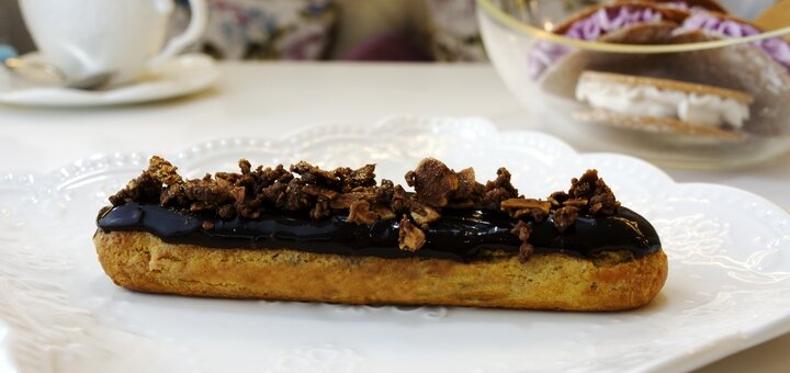 Еклери в кафе-кондитерської «madlen cafe» в києві. замовити по знижці.