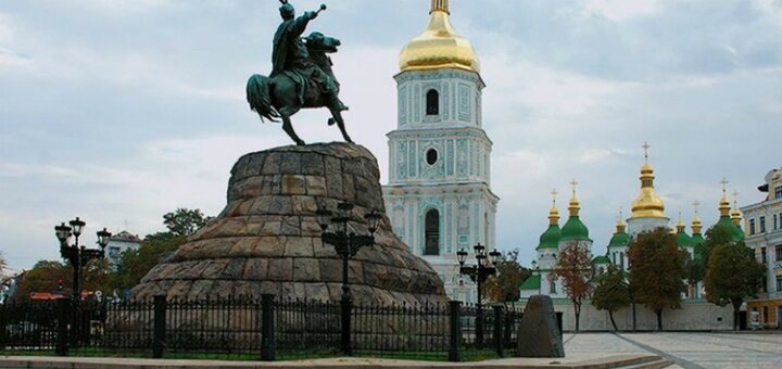 «Памятник Богдану Хмельницкому»