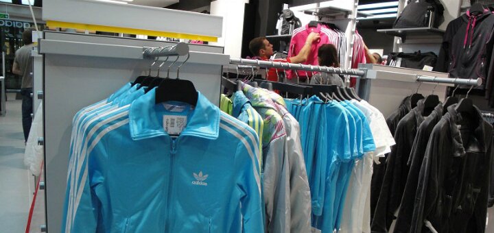 Promotions shop &quot;adidas&quot;