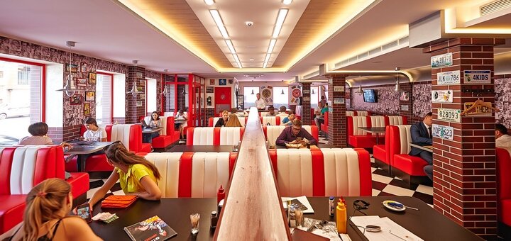 Салаты и закуски в ресторане «Diner» в Киеве. Забронировать столик.