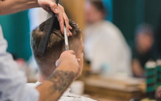 Barbershop frisor barbershop ii in nikolaev. pay for a haircut with a discount.