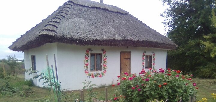 Відпочинок у традиційній українській садибі «Миколин хутір». Відвідати зі знижкою.