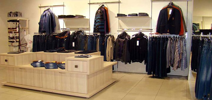 Clothing store "Porta Rossa"