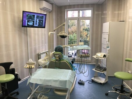 Отбеливание зубов в клинике «Симфония» в Киеве. Записаться по акции.