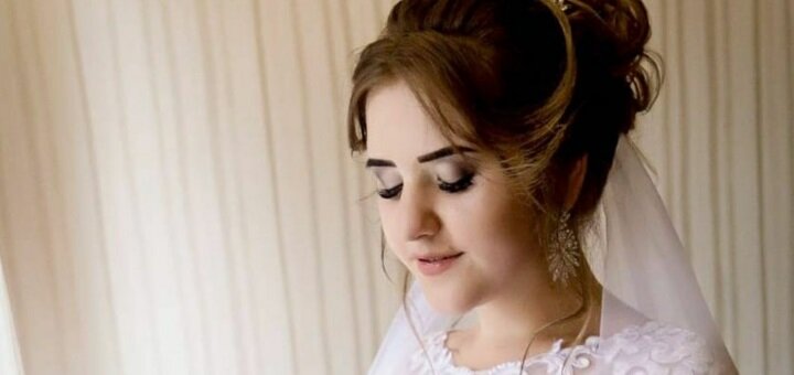 Promotional prices in the beauty salon elegance beauty