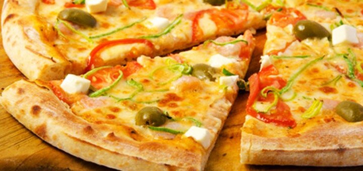 Discounts on pizza from the delivery service Freshtime1