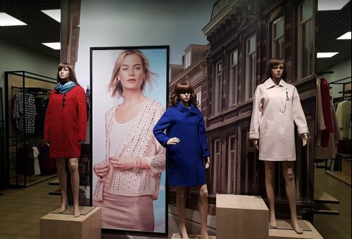 Promotional offers for women&#39;s suits in poltava petro soroka fashion house