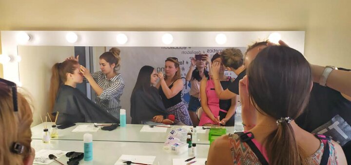 Скидки салон красоты «BEAUTY ROOM на Штефана»