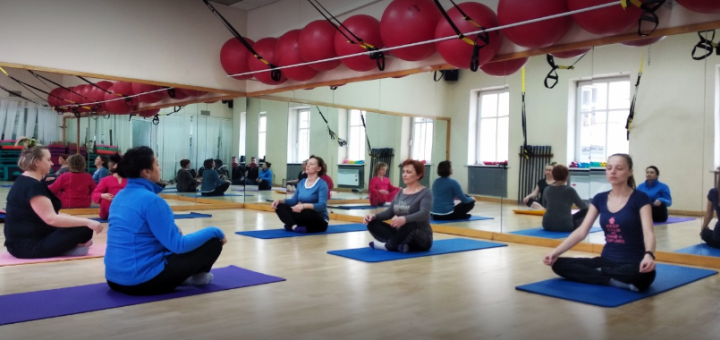 Do yoga at lviv at the yoga center