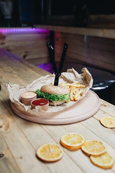 Specials burger house &quot;franki burger&quot; sambor