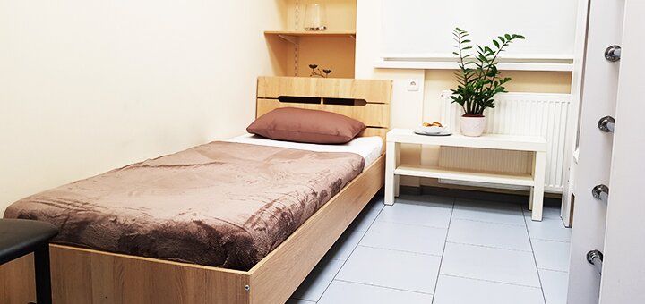 Paris hostel discounts