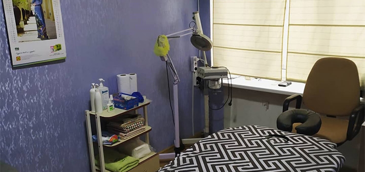 Massage services in the massage room of Igor Yatskov in Kharkov.
