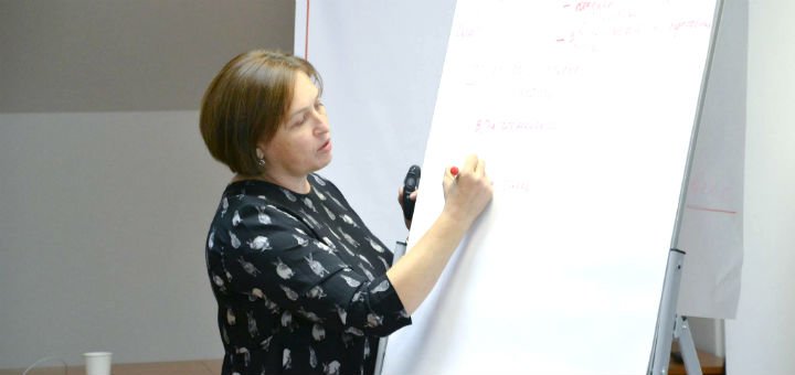 Management courses at MMU Business School in Kiev. Sign up for business training at a discount.