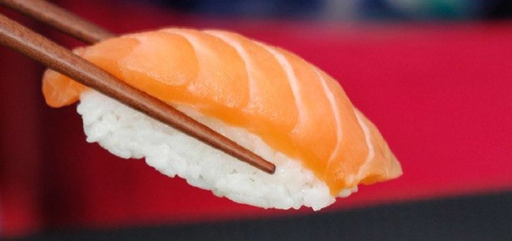 Discount on sushi at sushi wok