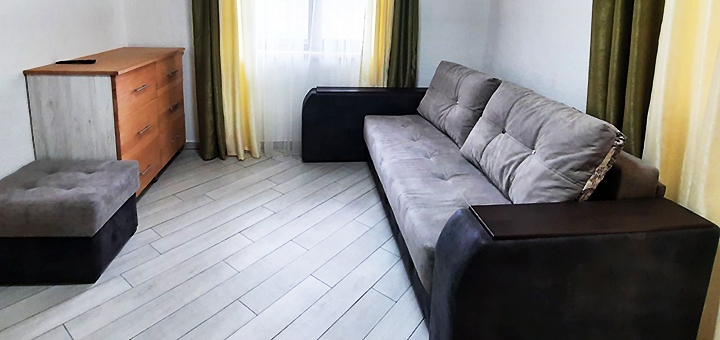 Cottage "Uyutny Dvorik" in Tatariv. Book on promotion 3